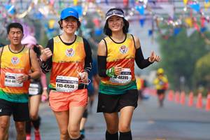 BIB: 40395, 47530
                            <button type="button" onclick="openModal(9896976)" class="btn btn-primary btn-sm float-right btn-popup" data-toggle="modal" data-target=".modal-high-quality">
                        <i class="fas fa-shopping-cart"></i> Add to Cart
                    </button>
                                            <button type="button" onclick="isThisMe(9896976, true)" class="btn btn-success btn-sm float-right btn-popup btn-isme hidden" data-toggle="tooltip" data-placement="bottom" title="นี่คือรูปของคุณใช่ไหม คลิกที่นี่เพื่อเอาเข้าอัลบั้ม">
                        <i class="fas fa-plus"></i> Add to album
                    </button>
                    <button type="button" onclick="isThisMe(9896976, false)" class="btn btn-warning btn-sm float-right btn-popup btn-isnotme hidden">
                        <i class="fas fa-ban"></i> Remove from album
                    </button>